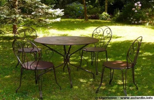 Salon-de-jardin-fer-forge-romantique