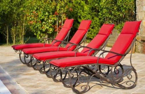 chaise-longue-avec-accoudoirs