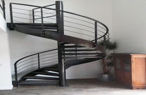 fer-et-tendance-escalier-helicoidal-min