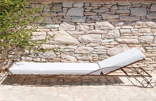 mobilier-de-jardin-elegant-en-fer-forge