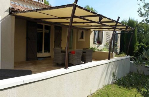 pergola-fer-forge-moderne-1