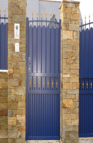 porte-en-fer-forge-simple